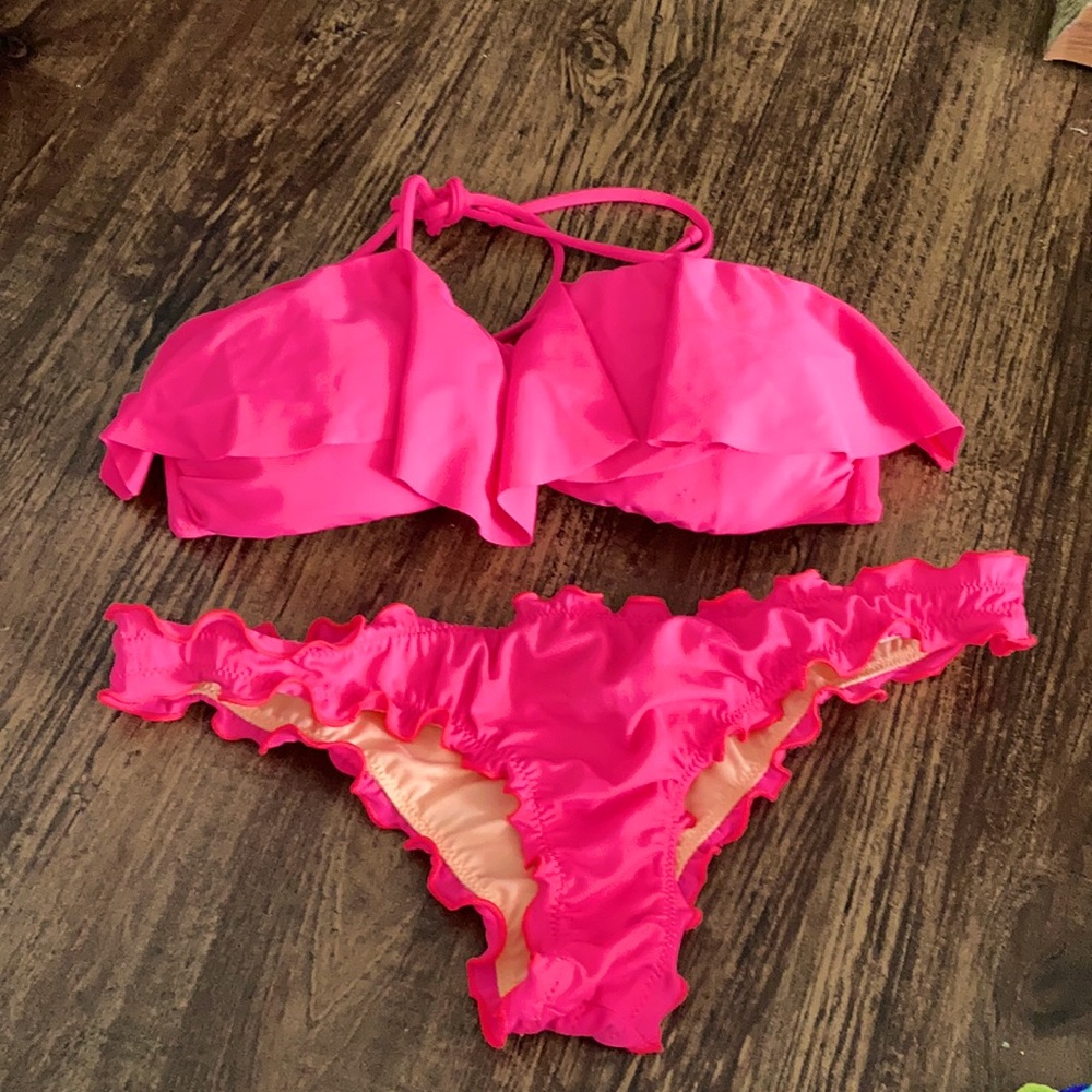 Victoria’s Secret bikini
